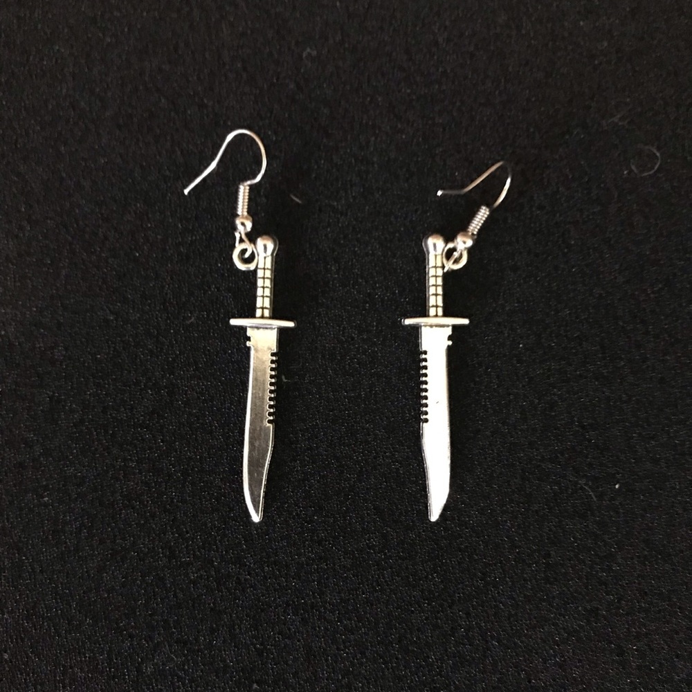Knife earrings